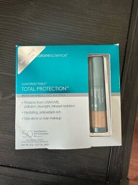 Sunforgettable Total Protection Brush-On Shield SPF 50 - Teint